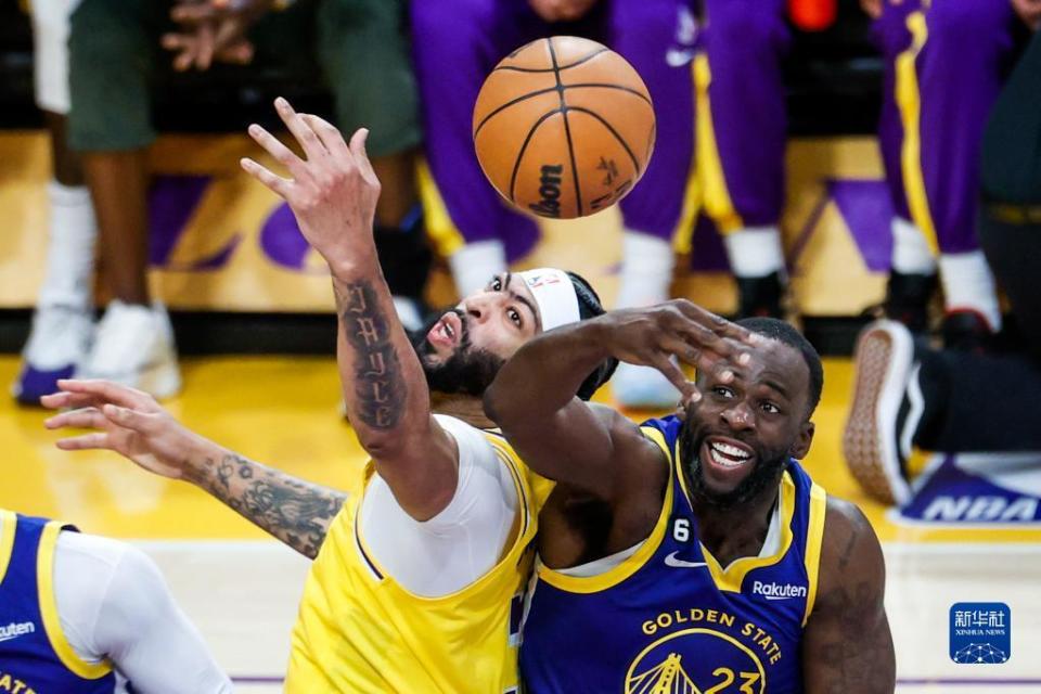 包含NBA季后赛集结日走向成谜，塞维利亚伤情更新，更衣室稳定，医务组通报恢复的词条-lck联盟投注