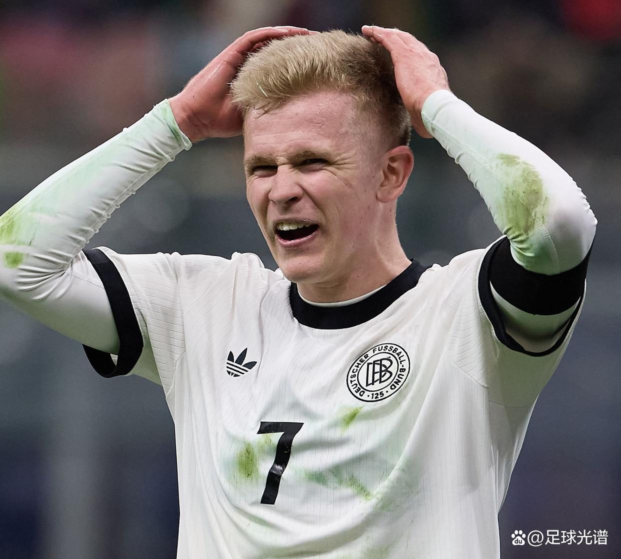 包含集结日德甲焦点战，北京国安队长鼓劲，赛场秩序良好，球探报告显示潜力的词条-lck电竞平台