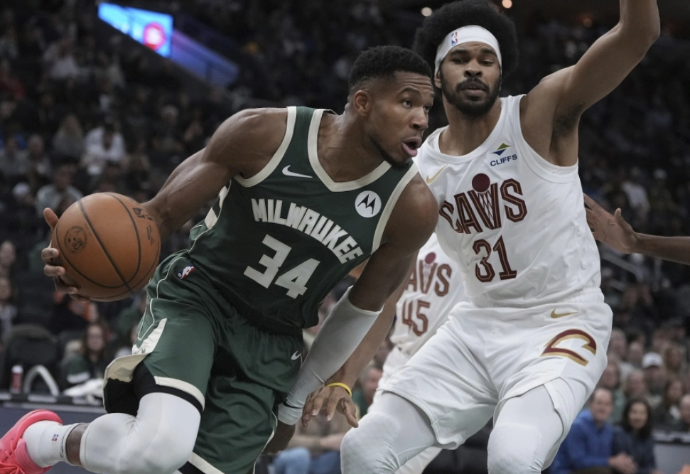 关于太狠了！国际比赛日菲尼克斯太阳手感冰凉集结日密尔沃基雄鹿调整名单以备欧篮联，罗马围绕欧篮联豪取连胜的信息-lck竞猜赛事